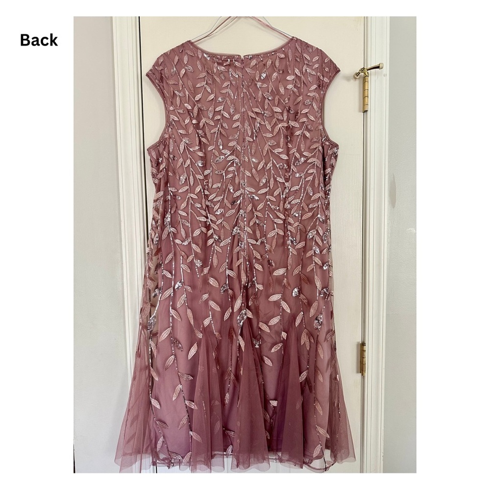 ✨Worn Once! ✨Alex Evenings Women's Embroidered and Sequined Dress - Picture 2 of 10